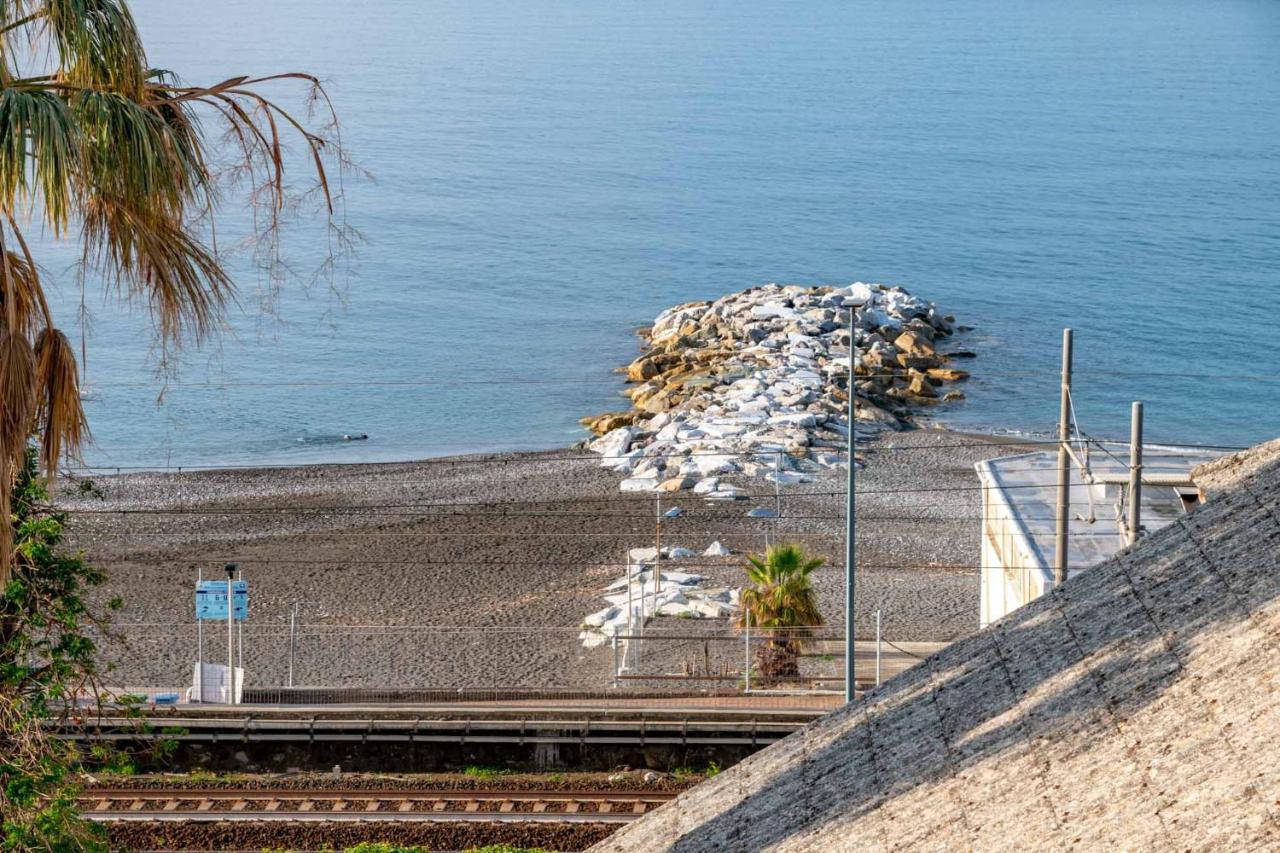 Real Park Hotel Cavi di Lavagna Exterior foto